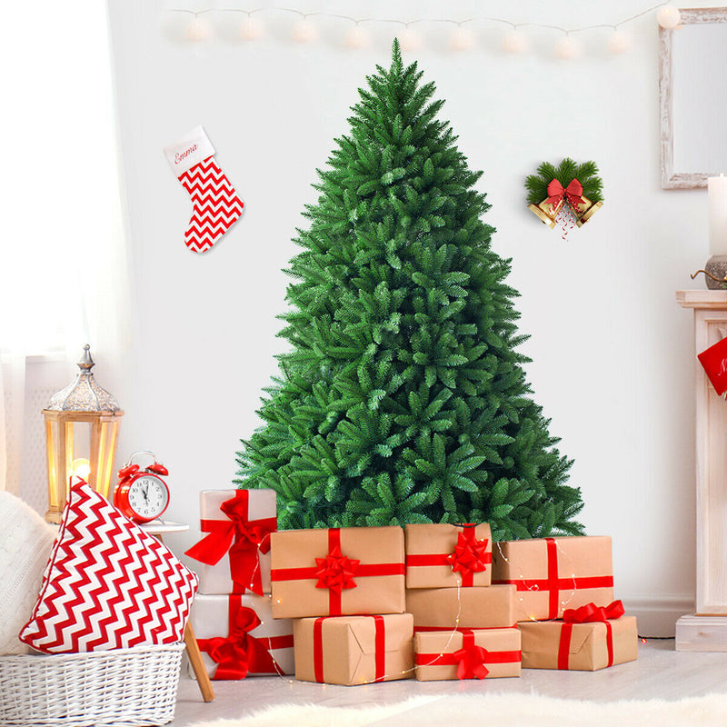 6 Feet Unlit Artificial Christmas Tree with 1250 Branch Tips