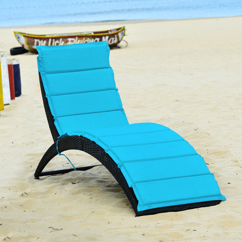 Portable Folding Rattan Lounge Chair with Removable Cushion