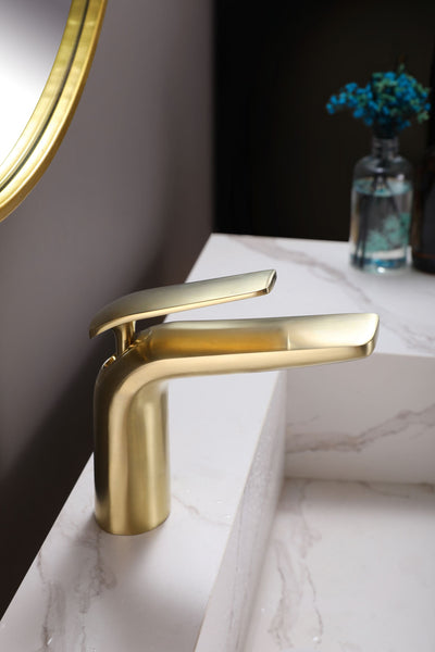 Single Handle One Hole Brass Vanity Sink Faucet With Round Spout