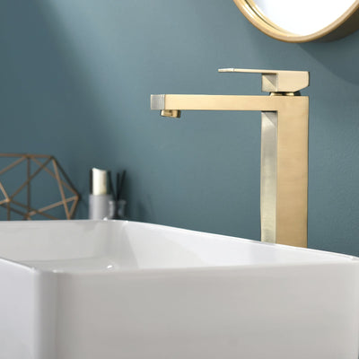 Single Handle Single Hole Bathroom Faucet in Brushed Gold