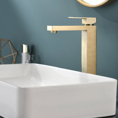 Single Handle Single Hole Bathroom Faucet in Brushed Gold