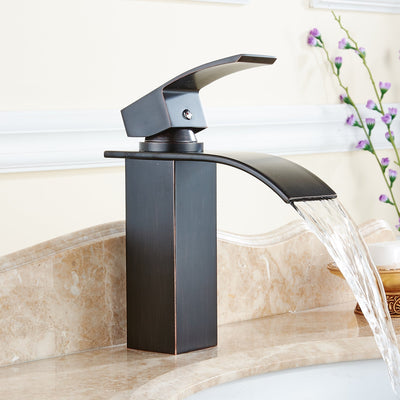 Single Handle Single Hole Bathroom Faucet with Waterfall Spout