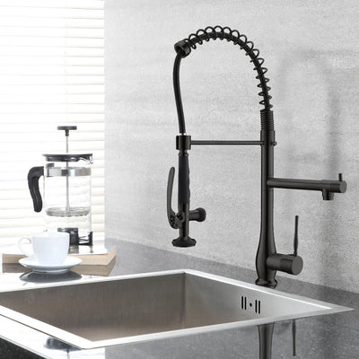 Single Handle Pull Down Sprayer Kitchen Faucet with 360℃ Rotation in Matte Black