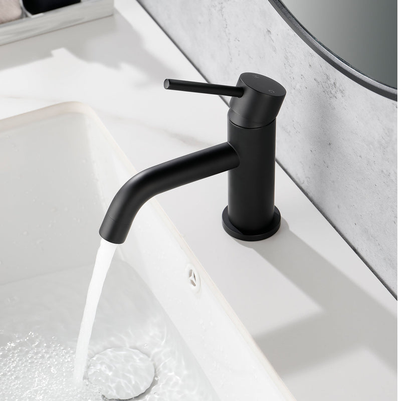 One Handle Single Hole Bathroom Faucet in Matte Black