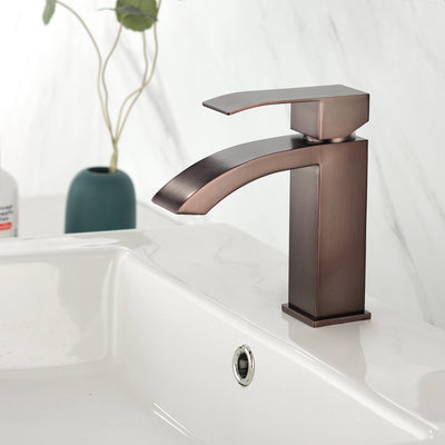 Single Hole Bathroom Faucet